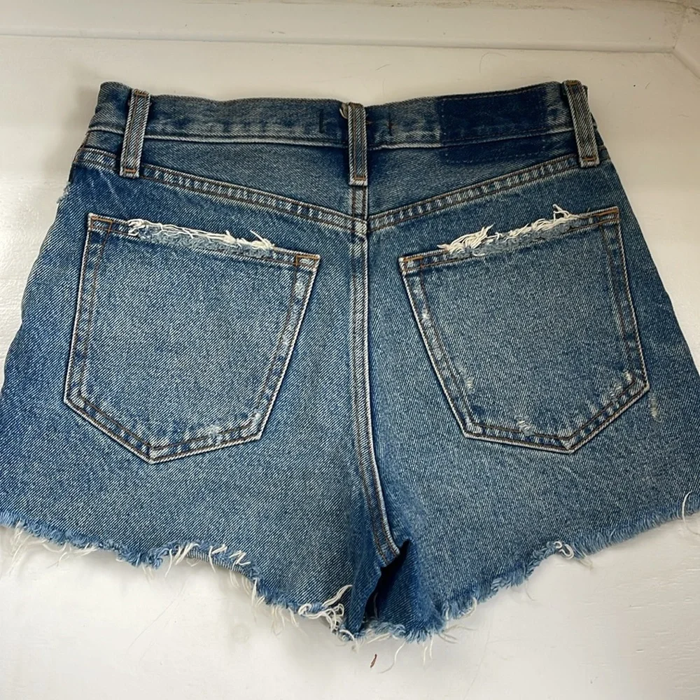 Abercrombie & Fitch shorts - Picture 3 of 3